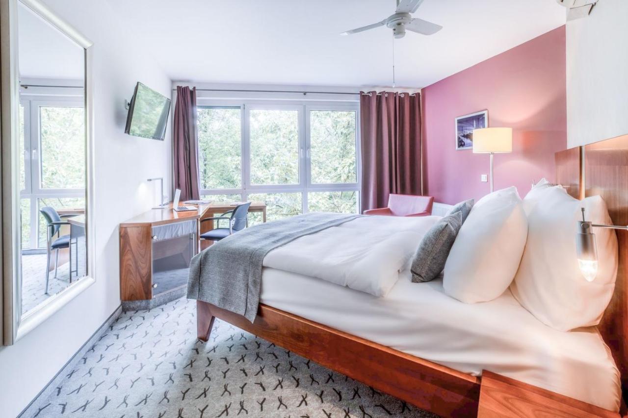 Garner Hotel Oberhausen Oberhausen  Bagian luar foto