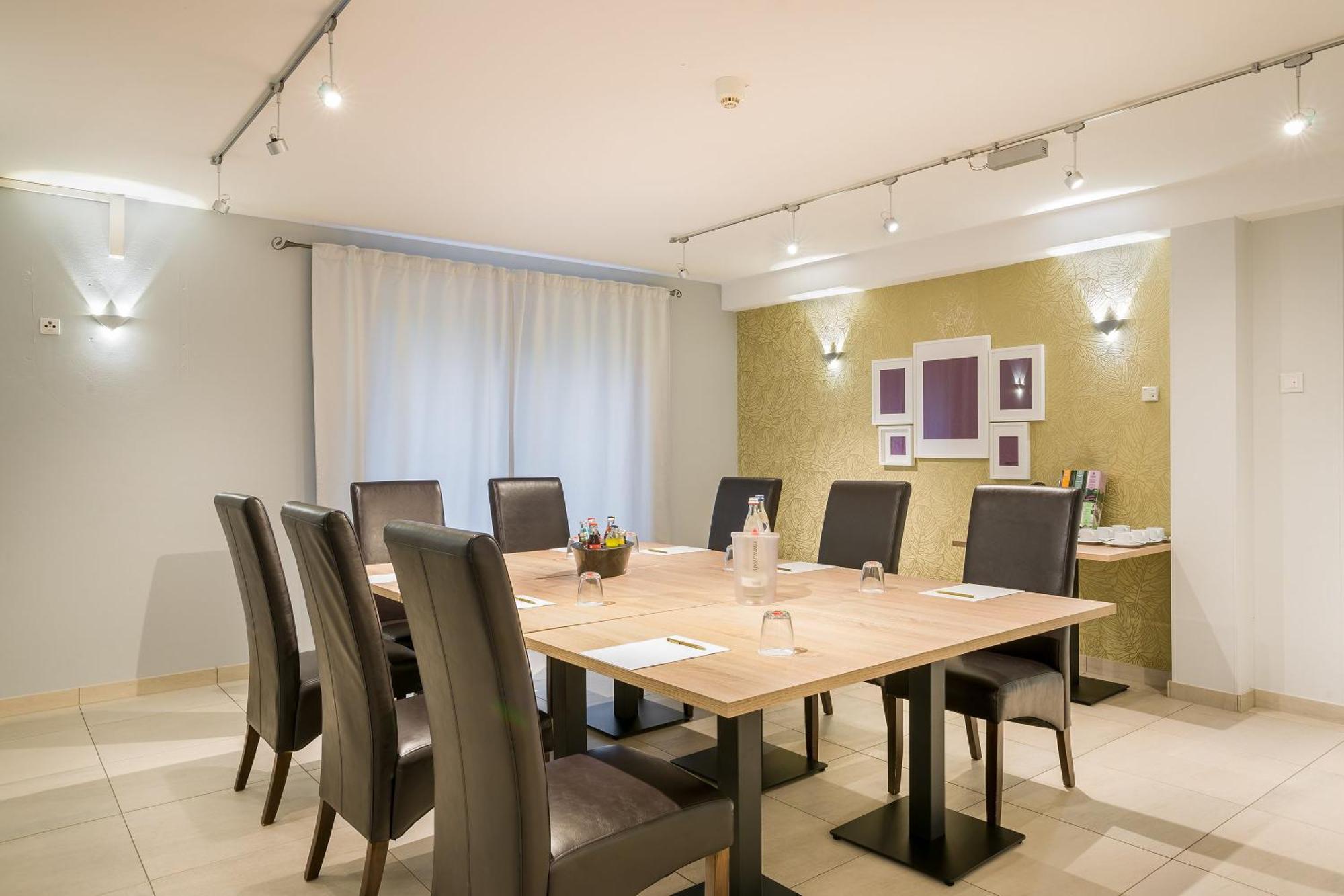 Garner Hotel Oberhausen Oberhausen  Bagian luar foto
