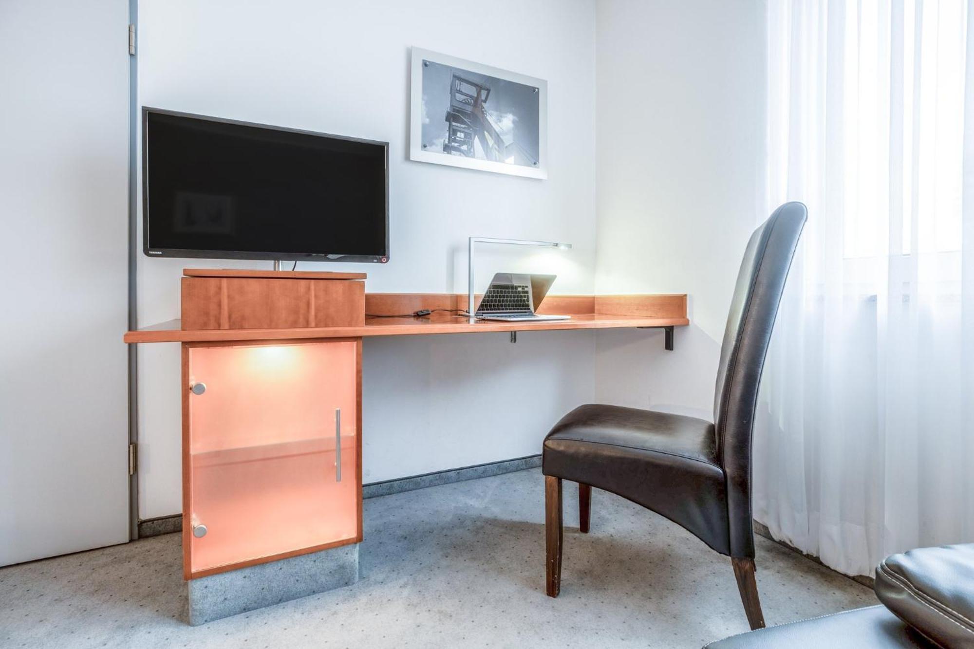 Garner Hotel Oberhausen Oberhausen  Bagian luar foto
